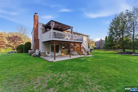 29 Albertine Place West Milford NJ 07438