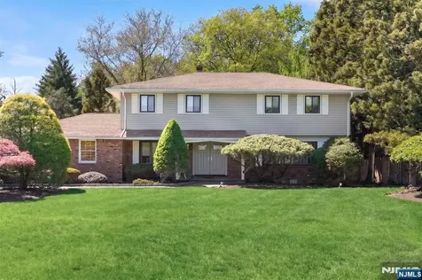 25 Maria Drive Hillsdale NJ 07642