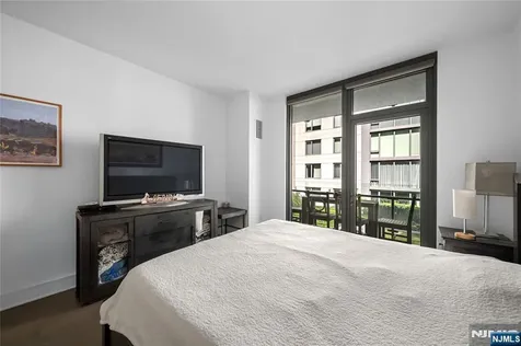 9 Ave At Port Imperial West New York NJ 07093