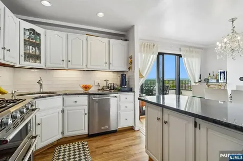 150 Overlook Hackensack NJ 07601