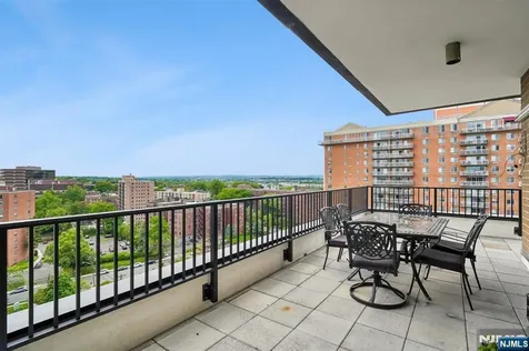 150 Overlook Hackensack NJ 07601