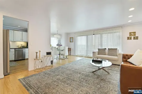 150 Overlook Hackensack NJ 07601