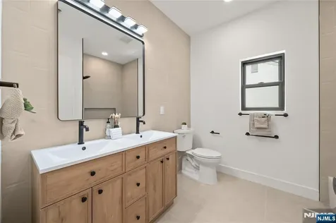 24 Richard Scott Court North Haledon NJ 07508