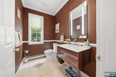 43 Walsh Drive Mahwah NJ 07430