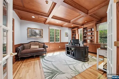 43 Walsh Drive Mahwah NJ 07430