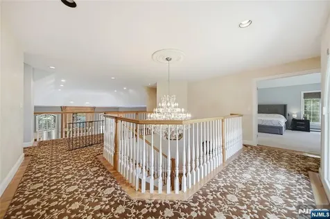 43 Walsh Drive Mahwah NJ 07430