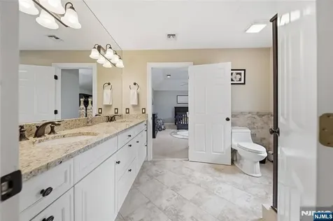 43 Walsh Drive Mahwah NJ 07430