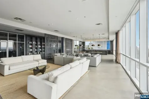 1 Executive Drive Fort Lee NJ 07024