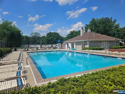 1059 Chedworth Circle Mahwah NJ 07430