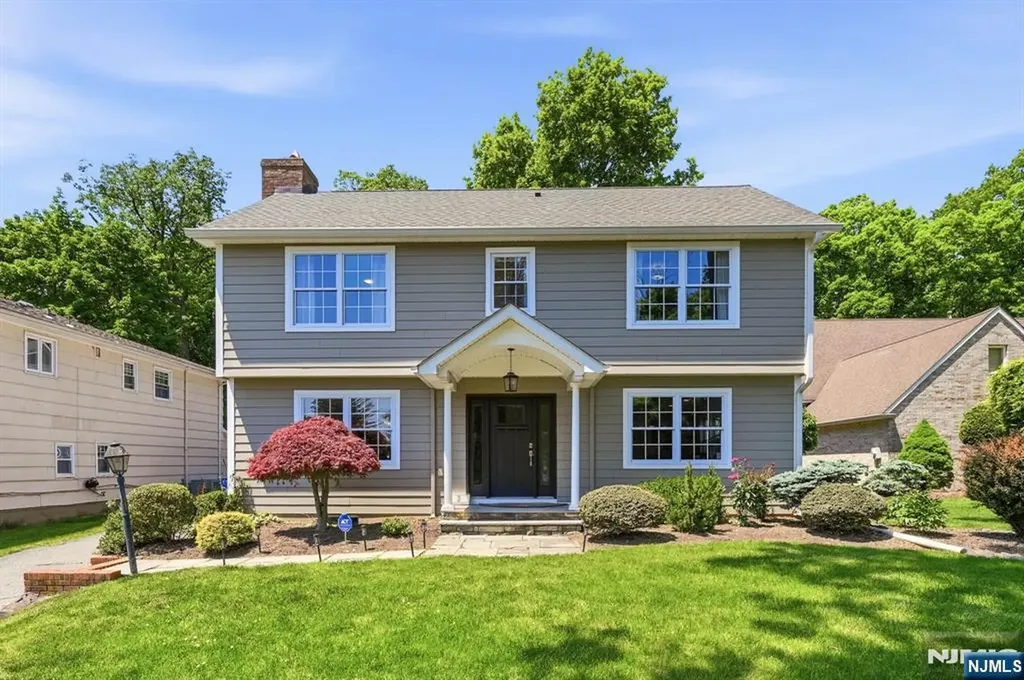3 Orient Way Caldwell NJ 07006