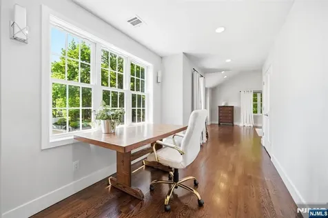 3 Orient Way Caldwell NJ 07006