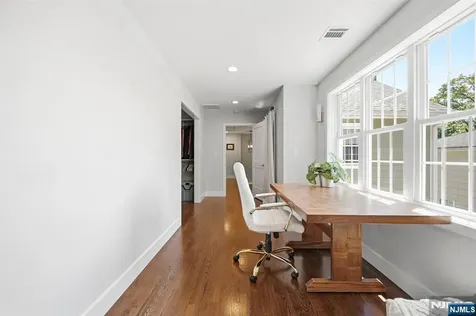 3 Orient Way Caldwell NJ 07006