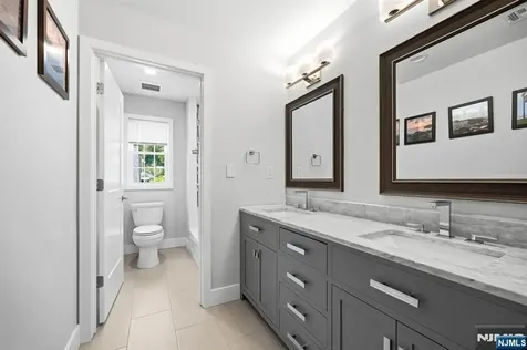 3 Orient Way Caldwell NJ 07006