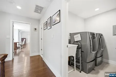 3 Orient Way Caldwell NJ 07006