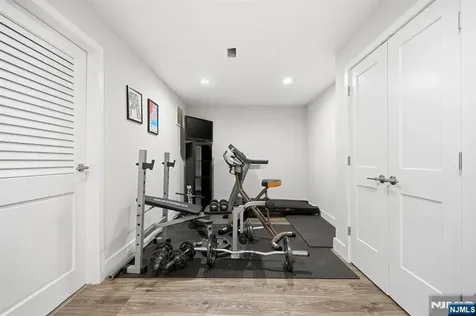 3 Orient Way Caldwell NJ 07006