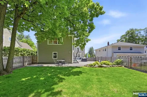 3 Orient Way Caldwell NJ 07006