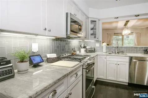 7 Dogwood Court Woodland Park NJ 07424