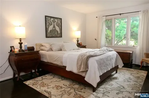 7 Dogwood Court Woodland Park NJ 07424