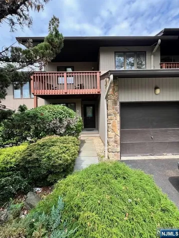 7 Dogwood Court Woodland Park NJ 07424