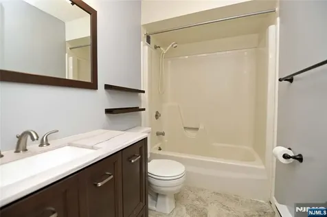 160 Overlook Avenue Hackensack NJ 07601