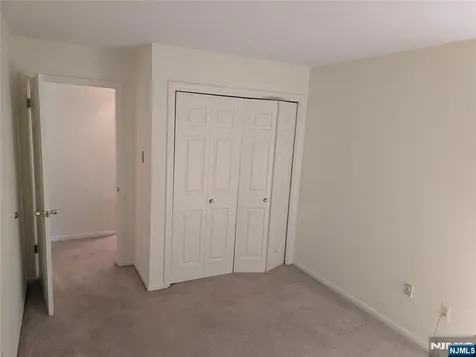5 Colonial Village Drive Hillsdale NJ 07642