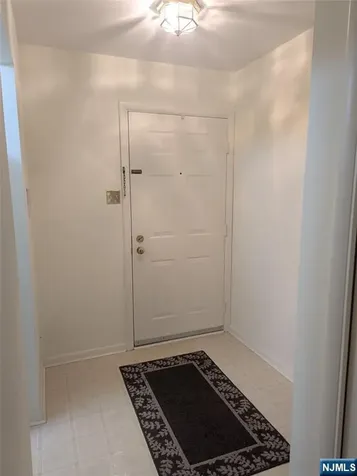 5 Colonial Village Drive Hillsdale NJ 07642