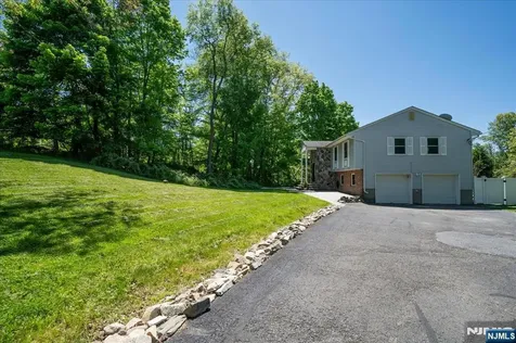 14 Lounsberry Hollow Road Sussex NJ 07461