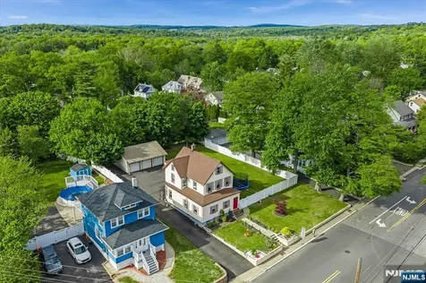 11 Alps Road Wayne NJ 07470