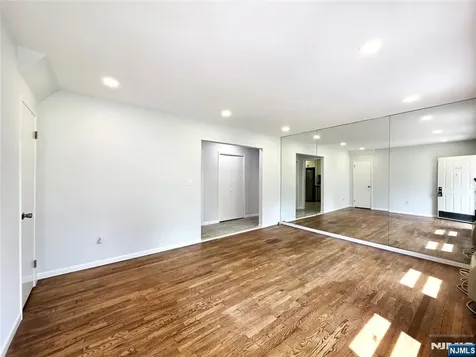 616 Grand Avenue Leonia NJ 07605