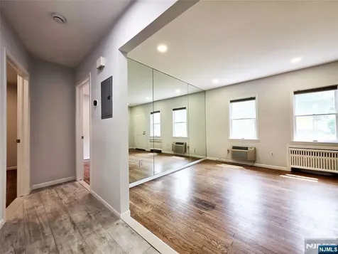 616 Grand Avenue Leonia NJ 07605
