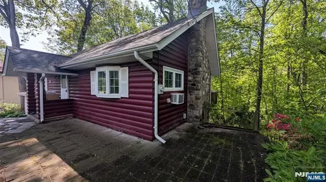 31 Cascade Way Butler Borough NJ 07405