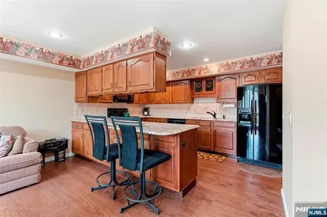25 Stone Row Lane Jefferson Township NJ 07438