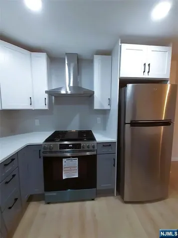 213 Elm Avenue Teaneck NJ 07666