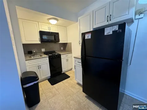 411 Park Fort Lee NJ 07024