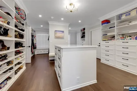 292 Maple Street Englewood NJ 07631