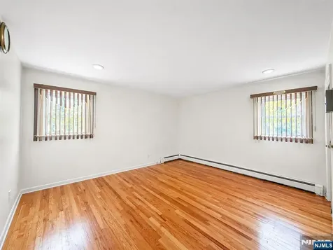 60 Sergent Court Bergenfield NJ 07621