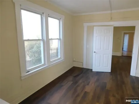 284 Renner Avenue Newark NJ 07112