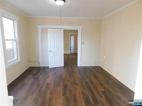 284 Renner Avenue Newark NJ 07112