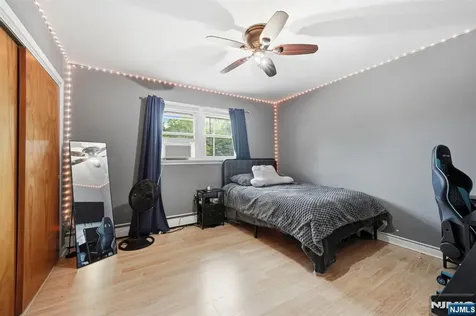22 Federal Hill Road Pompton Lakes NJ 07442