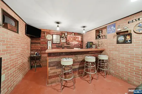 22 Federal Hill Road Pompton Lakes NJ 07442