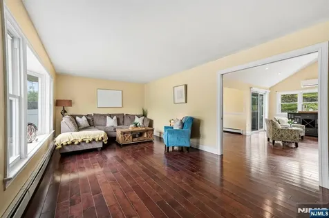 22 Federal Hill Road Pompton Lakes NJ 07442