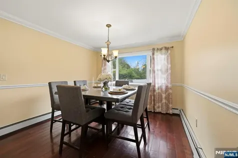 22 Federal Hill Road Pompton Lakes NJ 07442