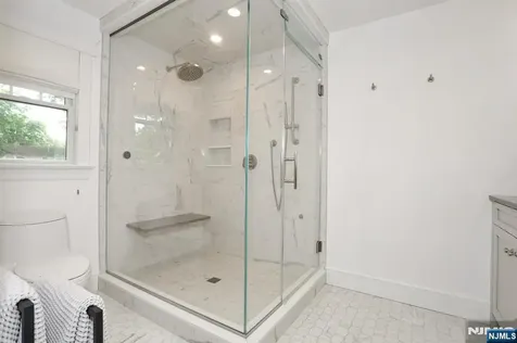 425 Wastena Terrace Ridgewood NJ 07450