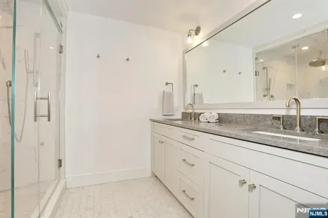 425 Wastena Terrace Ridgewood NJ 07450