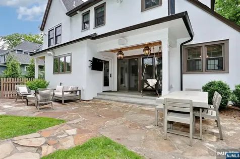 425 Wastena Terrace Ridgewood NJ 07450