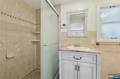 51 Day Avenue Tenafly NJ 07670