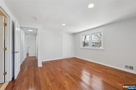 51 Day Avenue Tenafly NJ 07670