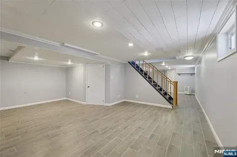 51 Day Avenue Tenafly NJ 07670