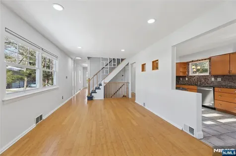 51 Day Avenue Tenafly NJ 07670