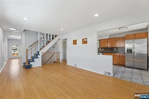51 Day Avenue Tenafly NJ 07670